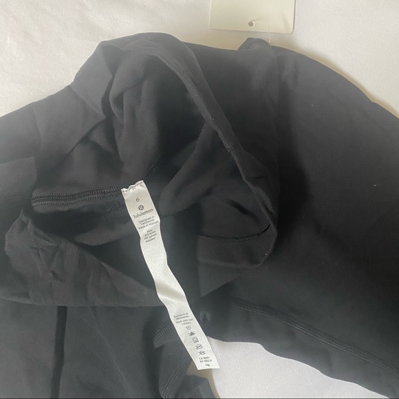 NWT Lululemon Lunar New Year Gold Logo Limited Edition Align Legging II 25” - Picture 5 of 9